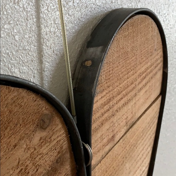 Wrought Iron Wood Heart hanging - Picture 4 of 5